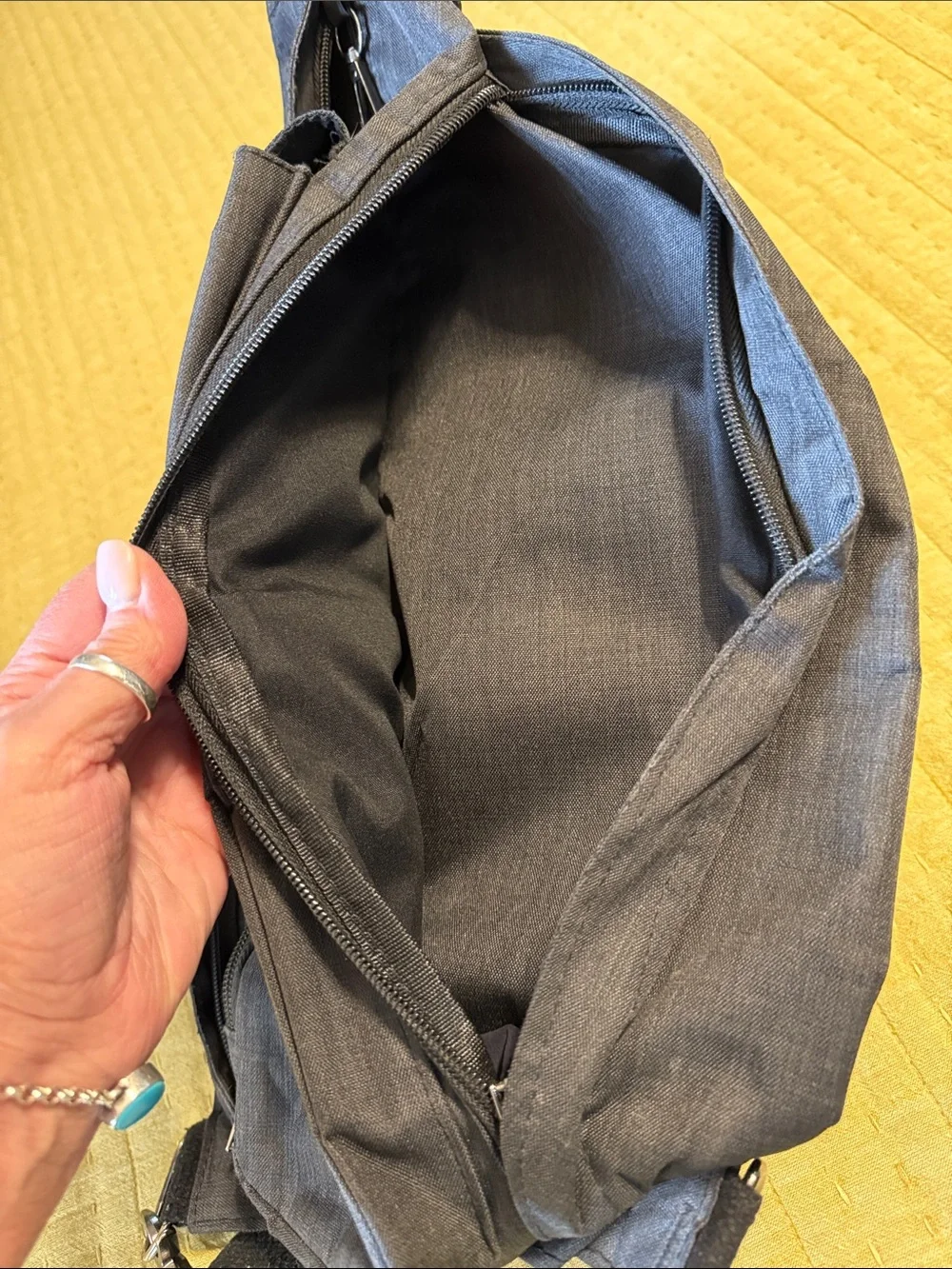 Women’s Sling Crossbody Bag - Everyday Carry